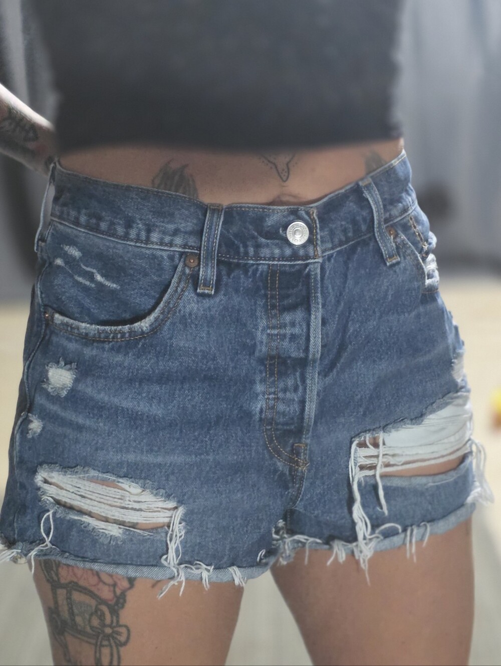 Levis High-Rise Distressed Denim Shorts - Blue